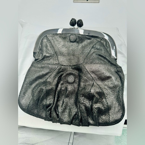 Tracy Reese Black Sequel Kisslock Clutch - Picture 3 of 10